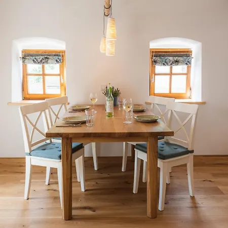 Ambiente & Comfort Im Historischen Anwesen Appartement Walting