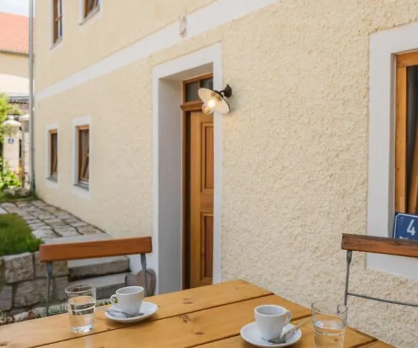 Ambiente & Comfort Im Historischen Anwesen Appartement